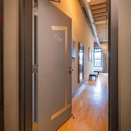 Hip Urban Loft - Small Town Charm - 124 Lofts #1 West Dundee Esterno foto