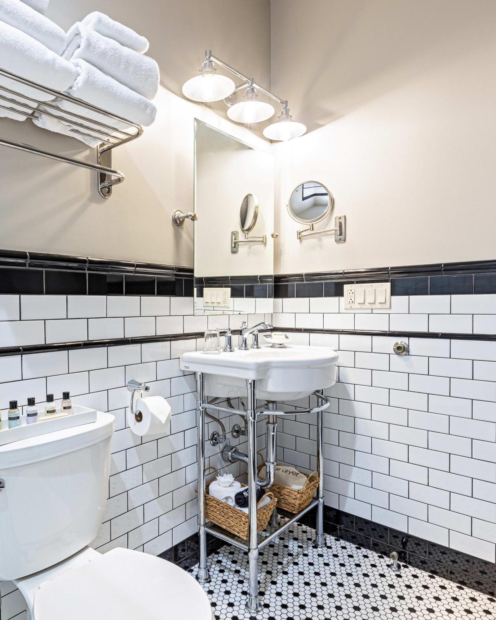 Hip Urban Loft - Small Town Charm - 124 Lofts #1 West Dundee Esterno foto